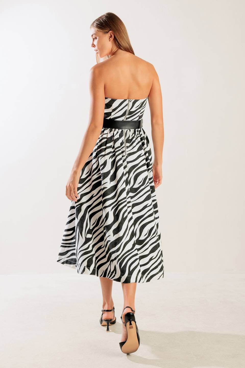 NOT SO ORDINARY WOVEN MIDI DRESS Flying Tomato